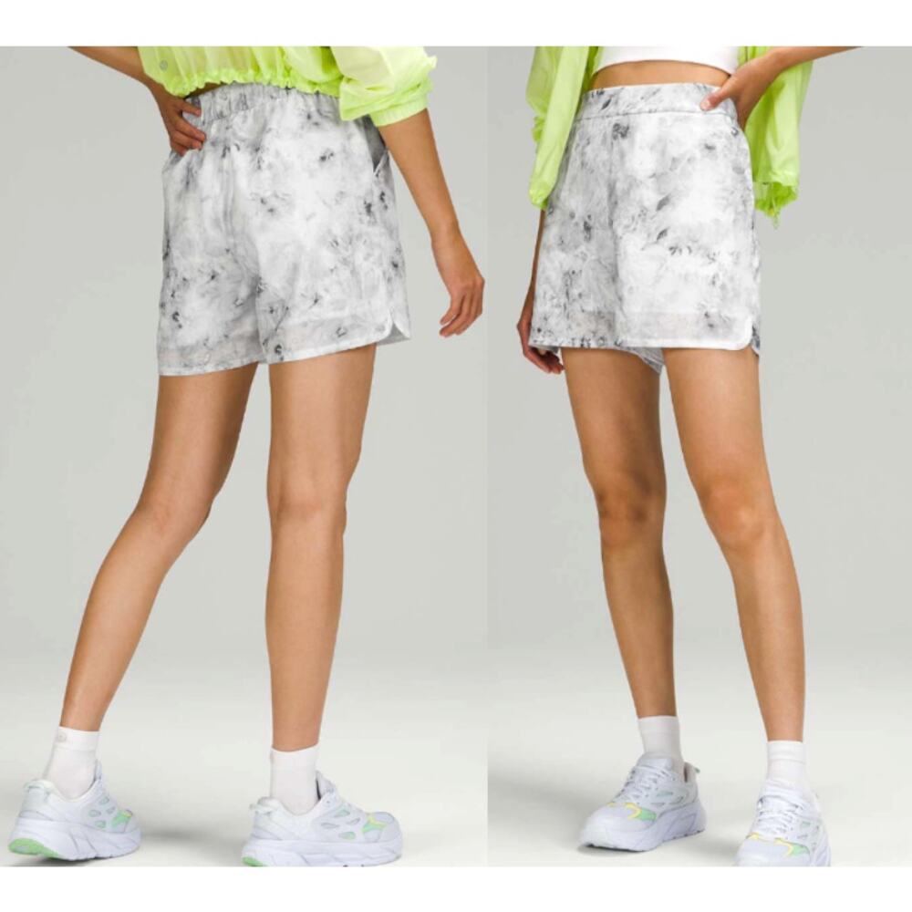 Lululemon Flat Front Relaxed Short 4.5", Aquila Rhino Grey Multi Women's 12 NWT